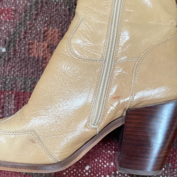 Western Pointed Toe Booties - Picture 4 of 8